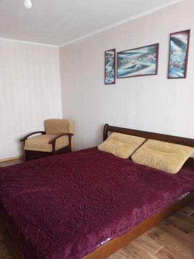 Здам довгостроково 2-к квартиру Вишгородський, Вишгород, Кургузова, 1а