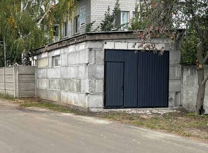 Оренда залізобетонний гараж/склад 30 м2 в промзоні Вишневого. Фасад, Київ - 7 км! Без Комісії