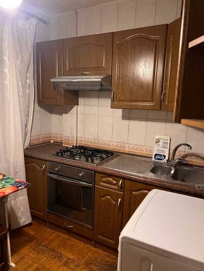 Сдам долгосрочно 3-к квартиру Киев, Днепровский, Андрея Малышко ул., 19