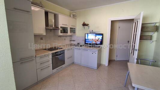 Продаж 1-кімн. квартири 45 м², 15/16 эт., Київ – чудовий вибір для життя та інвестицій!