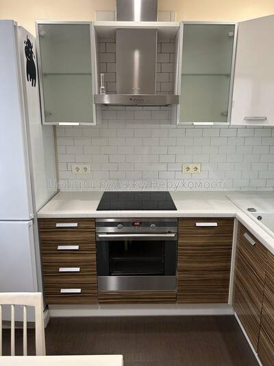 Продаж 2-кімн. квартири 52 м² у Києві, 9/9 поверх – відмінний вибір для життя!