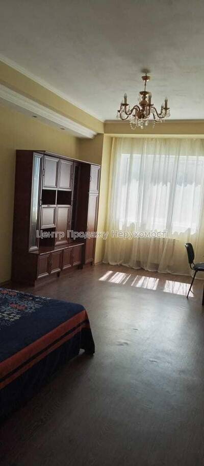 Продаж 1-кімн. квартири, 4/8 пов., 57.6 м², Київ – чудовий варіант для життя та інвестицій!