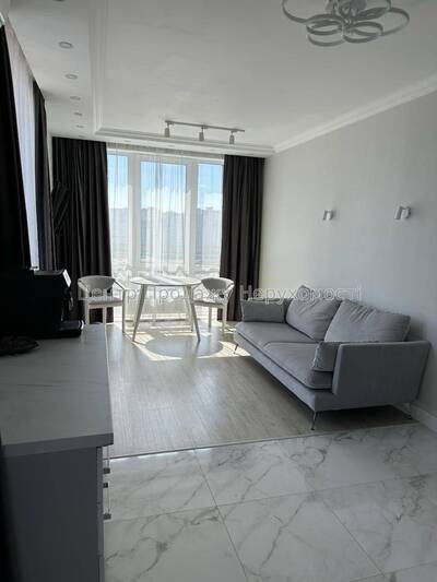 Продаж 3-кімн. кв., 62 м², 16/25 пов., ЖК Seven, Київ – комфорт та стиль у серці міста!