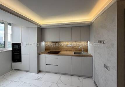Продаж 2-кімн. квартири, 14/16 пов, 59.10 м², Київ – зручне житло у центрі міста!