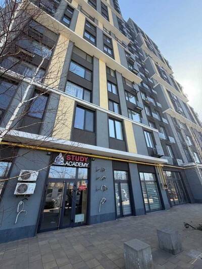 Продам приміщення вільного призначення Бучанський, Вишневе, Паркова, 40