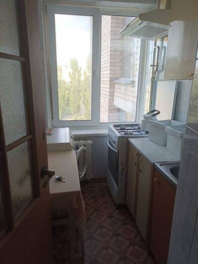 Продам 1-к квартиру Київ, Святошинський, Зодчих вул., 56а