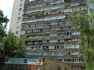 Продам 1-кв. укомплектовану, - заходь та живи, Велика Васильківська 124А,