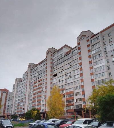 Бровари. Здам двосторонню 2-кімнатну квартиру 82 м2, Грушевського, 21.