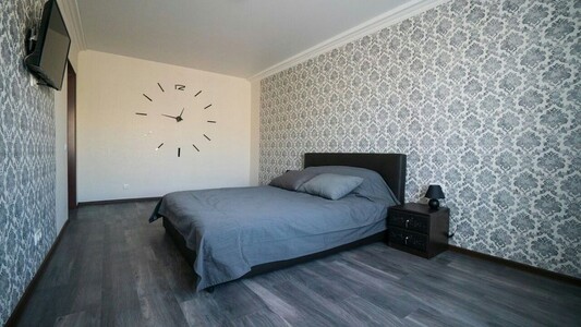 Оренда подобово 2-кімнатної квартири, центр