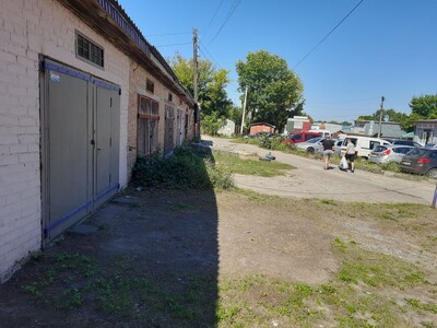 Гараж на комунальному ринку пiд склад, бiзнес