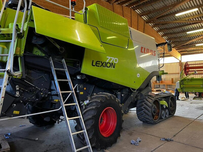 Комбайн Claas Lexion 770TT 2011р.в. потужн двиг.. 586к.с