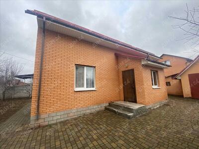 Новий цегляний будинок на Розсошенцях!