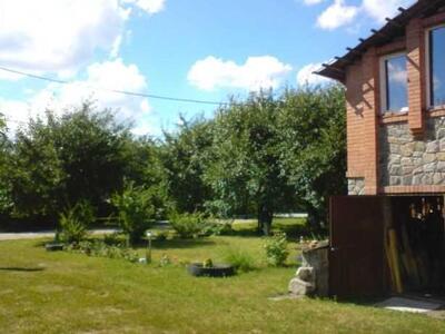 Чудовий новий  будинок в передмісті!