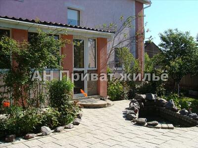 Капітальний будинок у Яру!