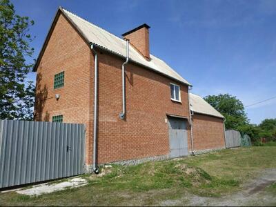 Добротний будинок під бізнес в Жуках