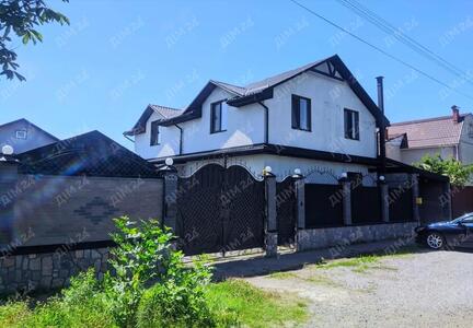 Пропонуємо до купівлі чудовий будинок на Подолі