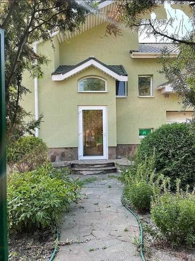 Будинок для великої родини