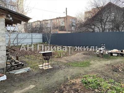 Продаж 1/2 будинку в центрі