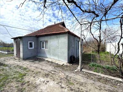 Будинок у селі Коломацьке