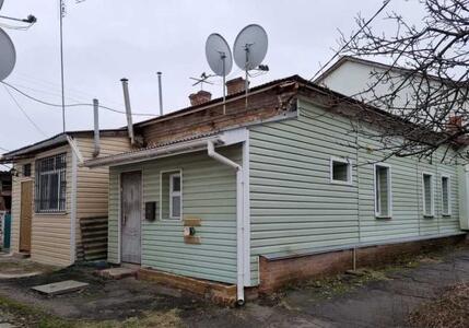 Продаж частини будинку в центрі міста!!!