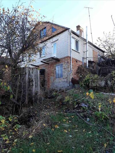 Будинок в центрі міста для великої родини.