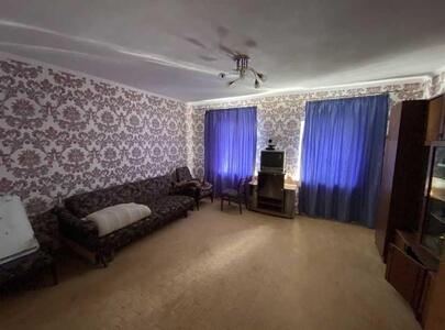 Окремий будинок зі зручностями в Рибцях.