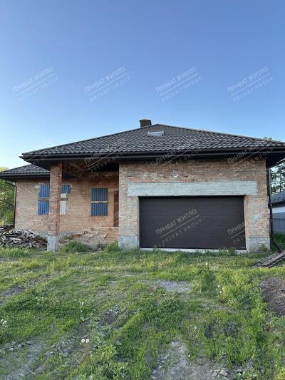 Продаж нового будинку на Яківцях