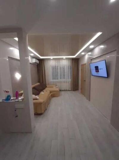 Будинок з євроремонтом на Розсошенцях