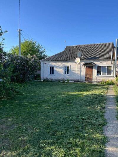 Окремий будинок поблизу площі Зигіна!