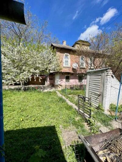 Будинок в центральній частині міста