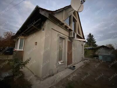 Два дачних будинки на Вороніна!