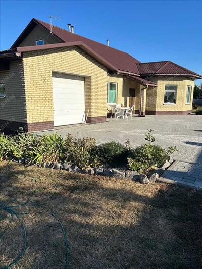 Будинок на березі озера!