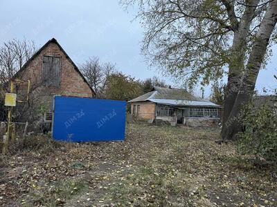Продаж будинку з фермою та бізнесом в 20 км від Полтави.