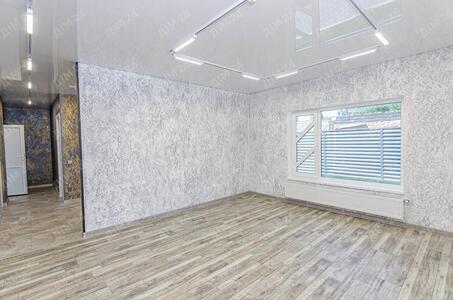 Новиий будинок в районі вулиці Лялі Убийвовк!