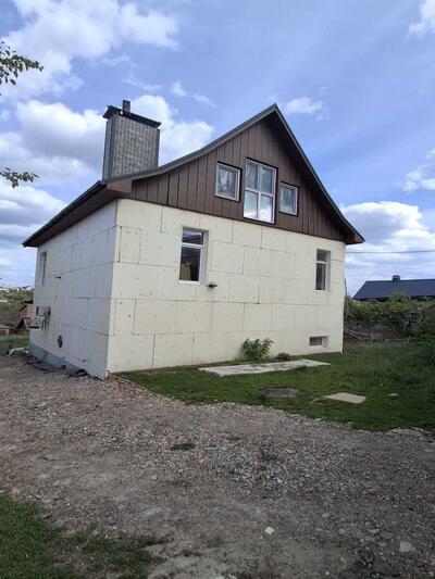 Будинок в Яру