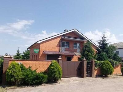 Затишний будинок з ремонтом в Яру