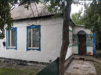 Цегляний будинок у Селещині