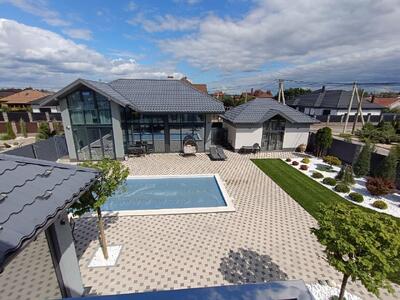 Будинок мрії у місті, мікрорайон Браїлки.