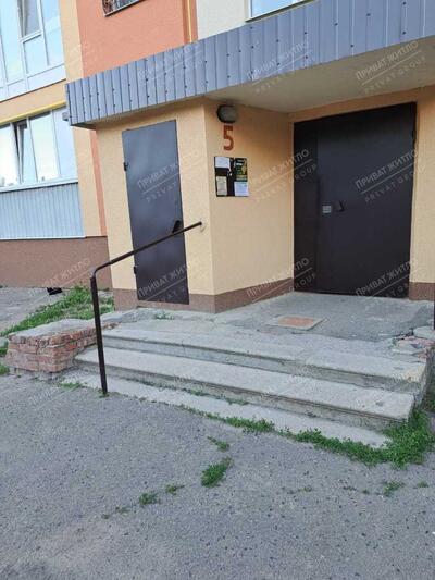 3 кімнатна чешка в районі 38 школи