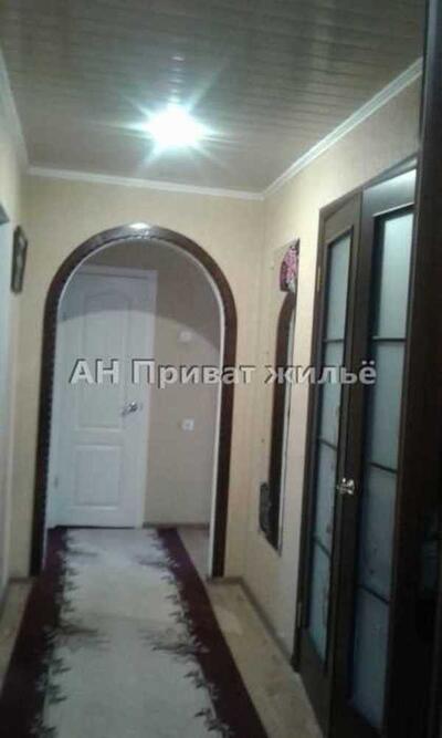 Хороша 3 кімнатна квартира поряд із зупинкою Дослідна