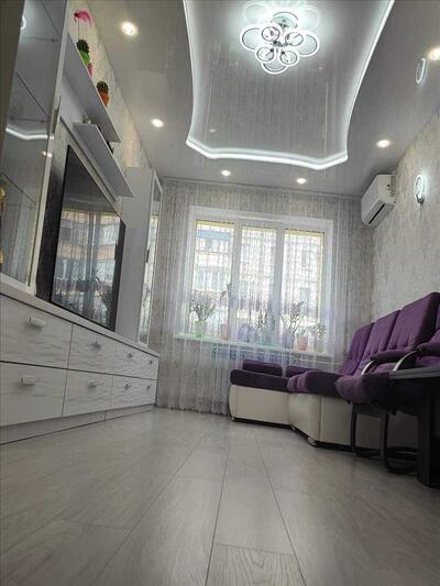 Трикімнатна квартира на Леваді.