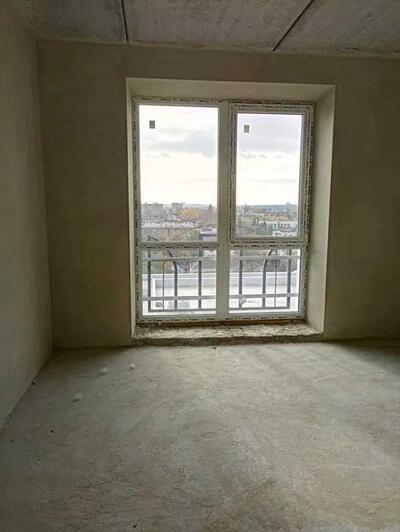 Трикімнатна квартира в новобудові.