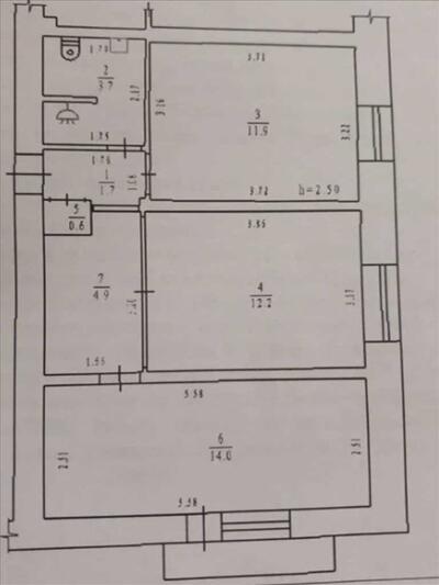 Три кімнати з ремонтом у районі Київського шосе — заходь і живи!