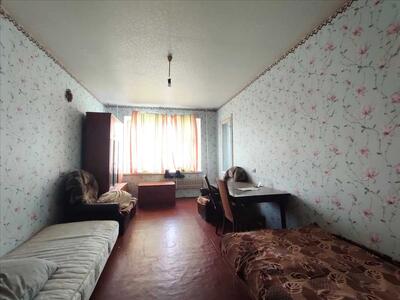 Трикімнатна на Леваді!