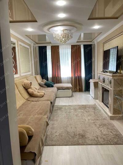 Розкішна квартира в спальному мікрорайоні.