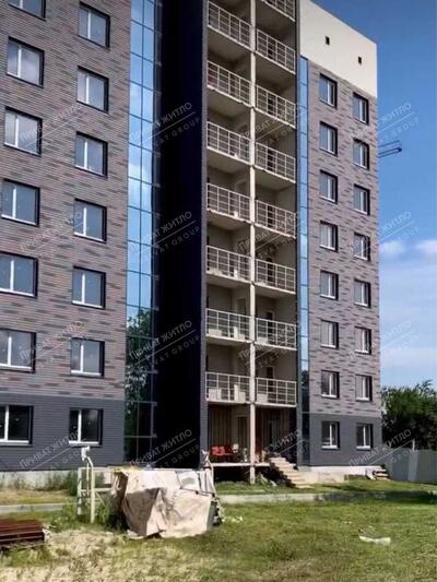 Продаж великої  2 кімнатної квартири