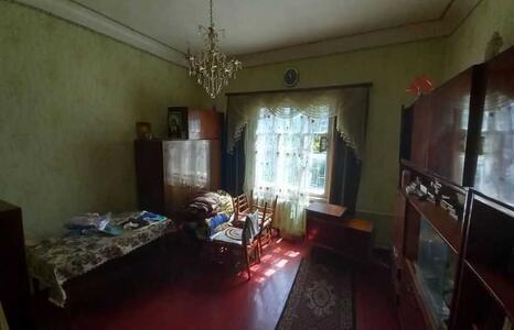 Трикімнатна квартира в центрі