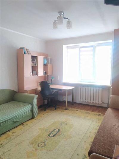 Простора квартира на Леваді.