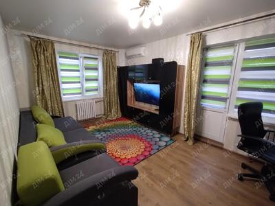 Затишна 2-х кімнатна квартира на Садах-1