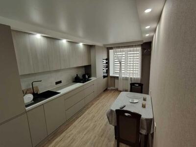 Однокімнатна квартира в новобудові з ремонтом